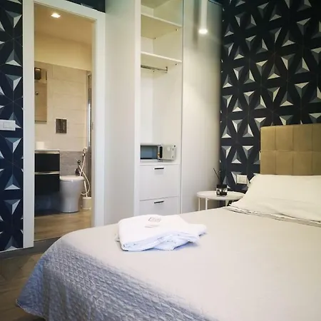 2B Fifteen Floor Suite Napoli-3